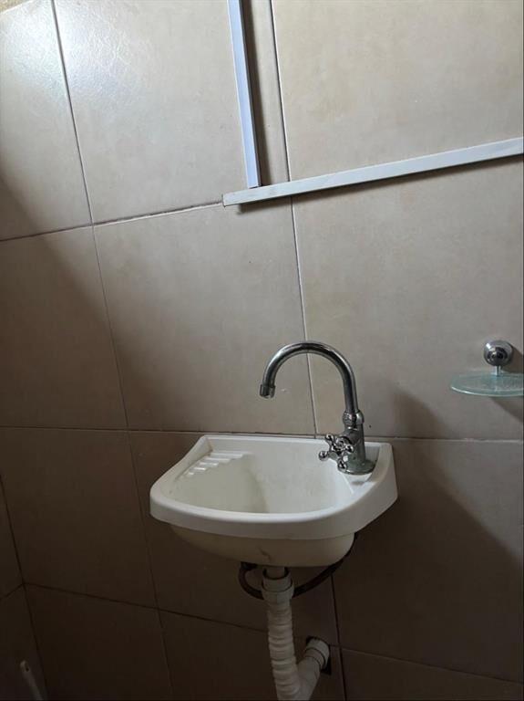 *** ALQUILADO ***  LOCAL COMERCIAL SOBRE AV. GIANNATTASIO L