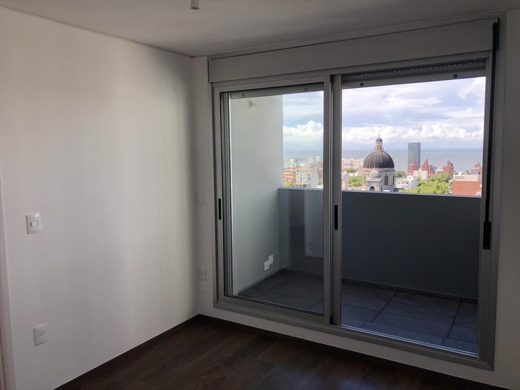 Venta Apartamento Centro Montevideo 1 Dorm Terraza con Rent
