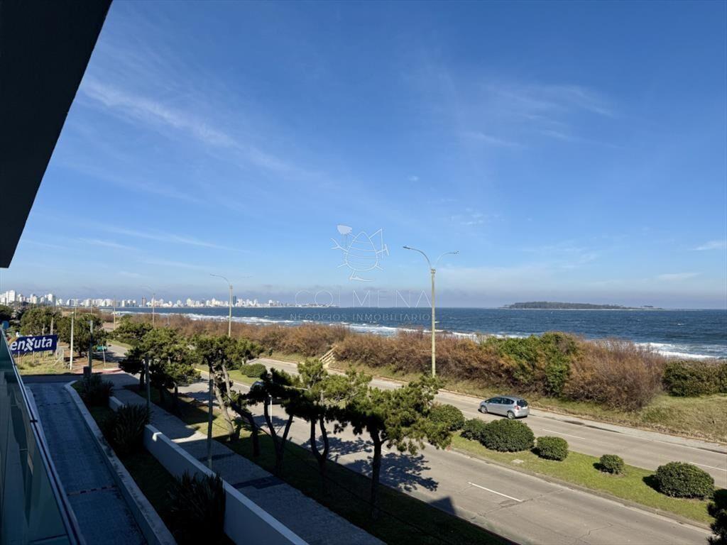 Apartamento en Venta en Edificio HORIZONTE sobre