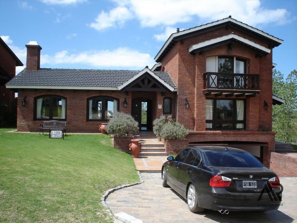Casa en venta  en Lomas de la Tahona