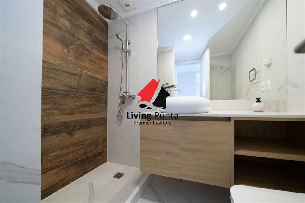 Apartamento en Alquiler de 2 dormitorio frente al