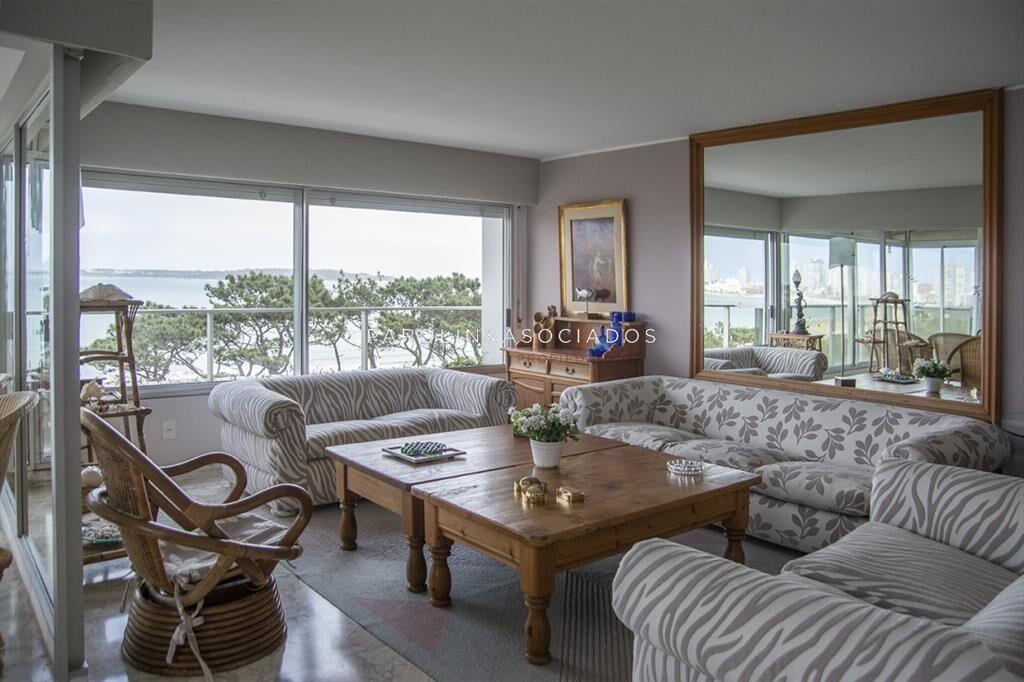 Apartamento en venta de 3 dormitorios en Mansa, Punta del E