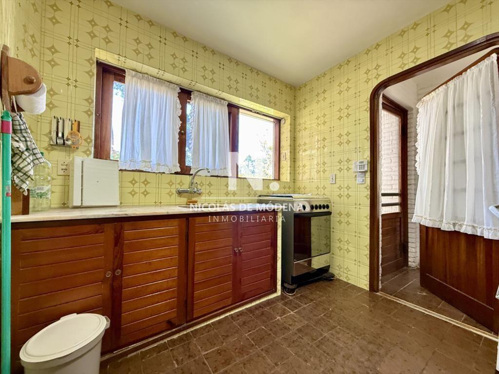 Vende Casa en Lugano de 4 dormitorios en Punta