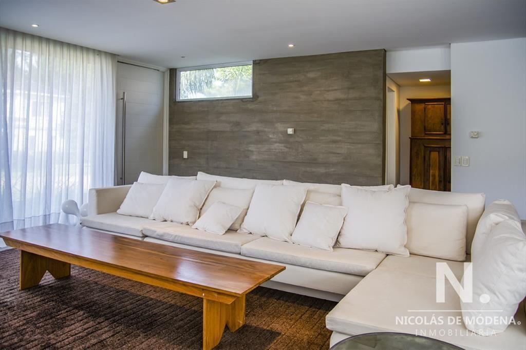 En venta y alquiler  casa amplia de 5 dormitorios en Mansa