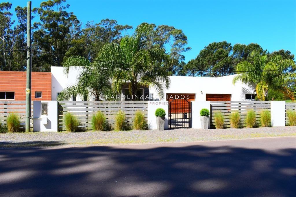 Casa en Pinares, 3 dormitorios *