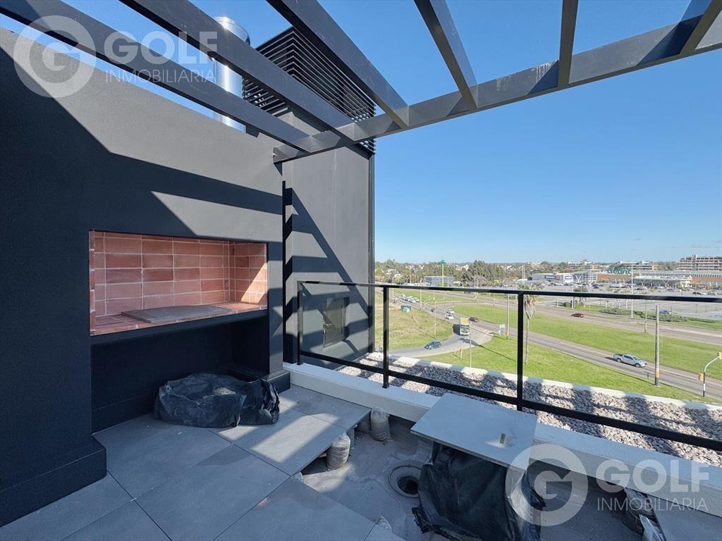 Venta de Penthouse Esquinero de 3 Dormitorios en Barra de C