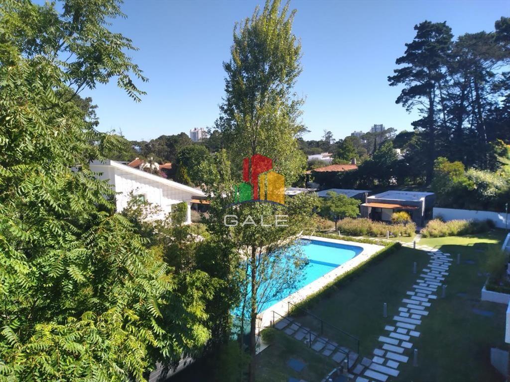 Apartamento en Venta de 2 dormitorios en Punta ,