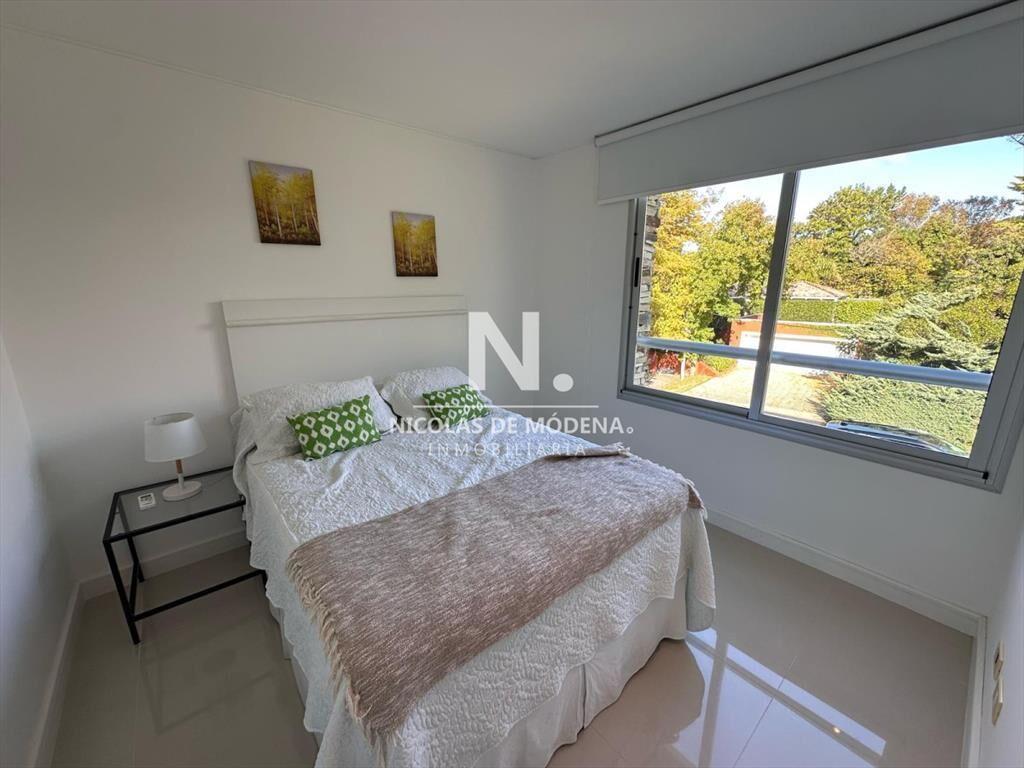 Departamento de 3 dormitorios en venta en torre