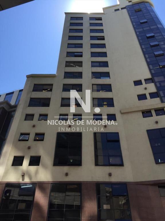 2 OFICINAS EN VENTA UNIFICADAS EN CIUDAD VIEJA!