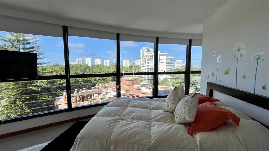 Venta Apartamento 3 Dormitorios Punta del Este Av