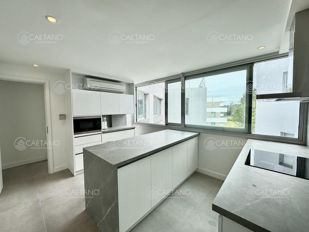 Venta Penthouse - 3 Dormitorios + Servicio -