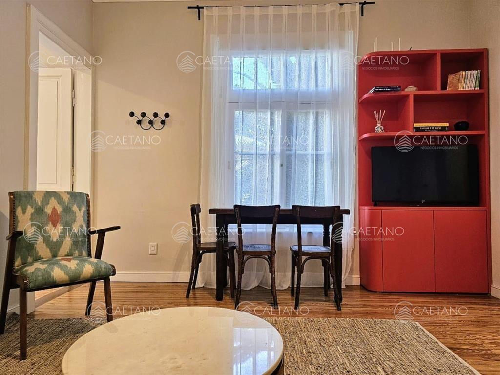 Apartamento en alquiler anual 1 dorm - Edificio
