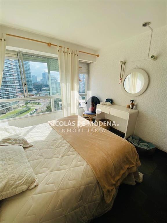 En venta apartamento de 1 dormitorio con vista,