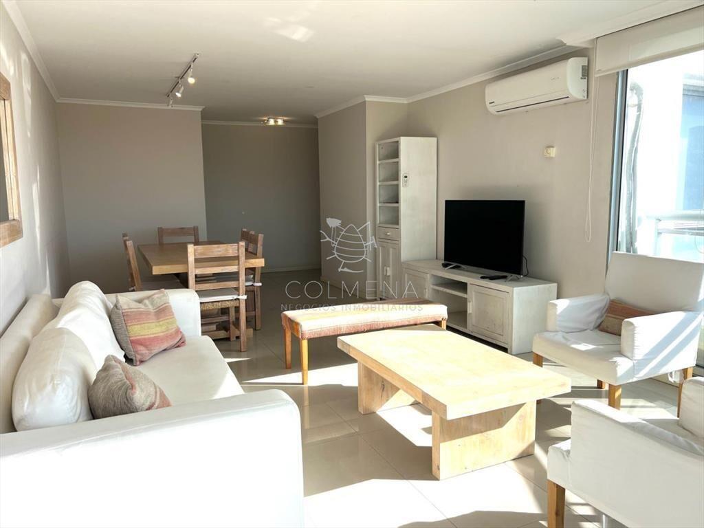apartamento en venta de 3 dormitorios 3 baños,