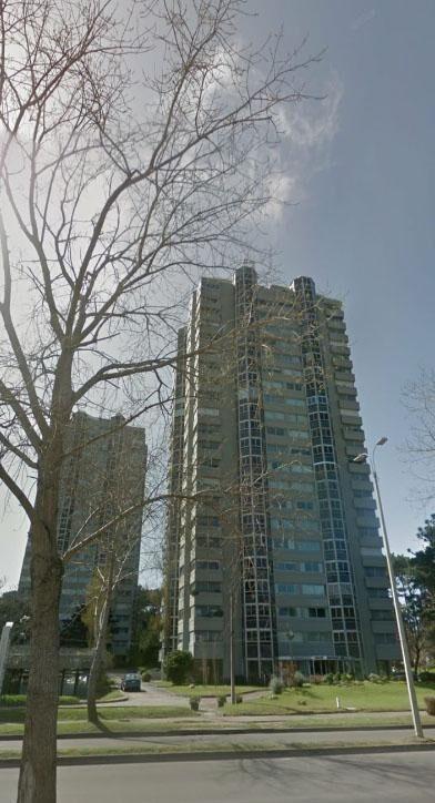 PARADA 11 Y ROOSVELT CENTER PISO ALTO