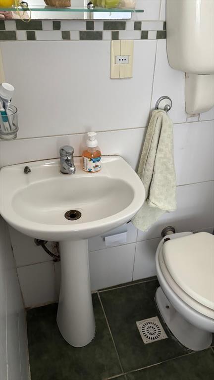 Casa en venta en Brazo Oriental,  2 plantas, 3 dormitori...
