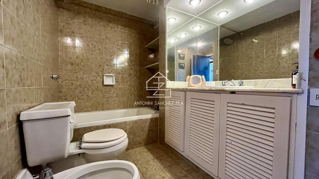 Apartamento 2 dormitorios Punta del Este vista a la Brava