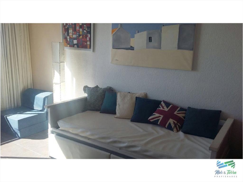 Hermoso apartamento con espectacular vista al mar