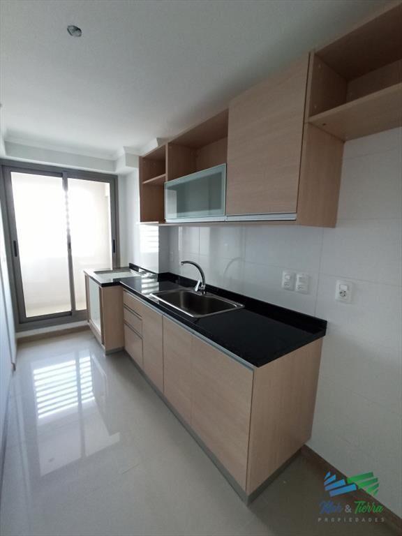 En venta apartamento de dos dormitorios a en del