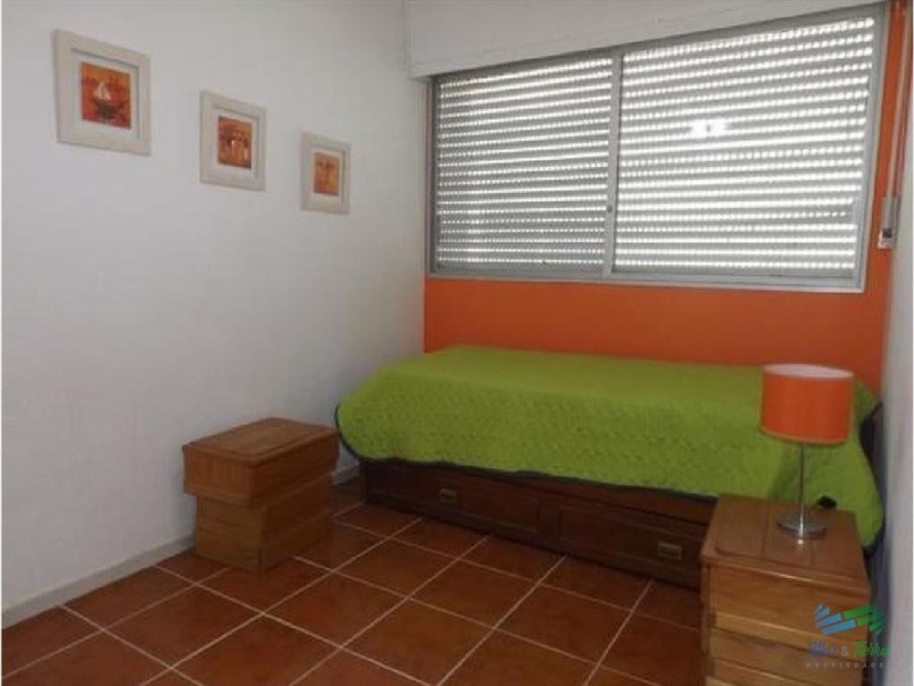 Apartamento en Brava, 2 dormitorios *
