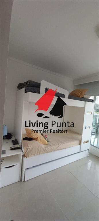 Apartamento en venta con amplia terraza y full