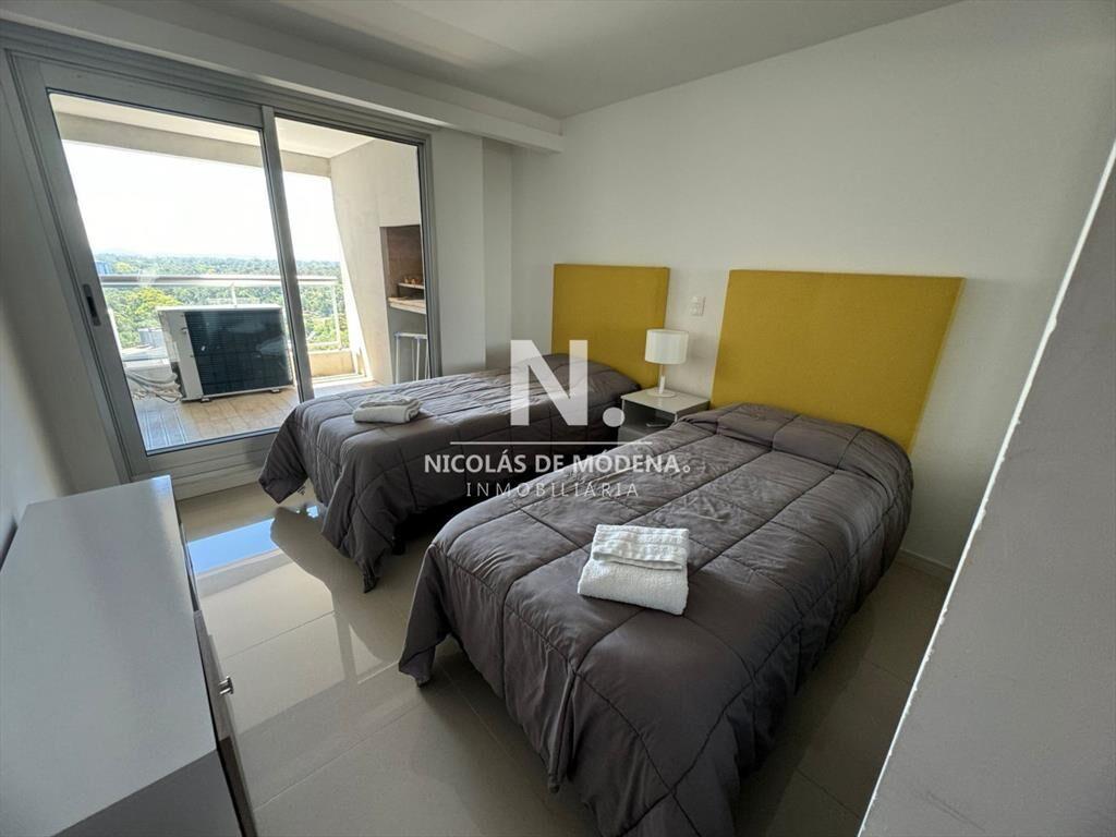 Vende apartamento de 2 dormitorios en Brava, del
