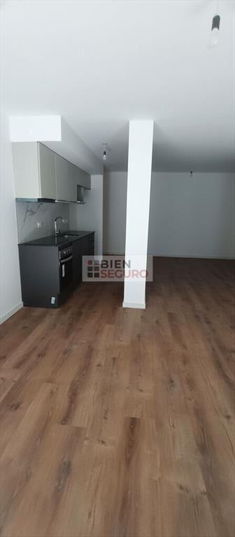 Apartamento de 2 dormitorios, 2 baños en venta en Pocitos.