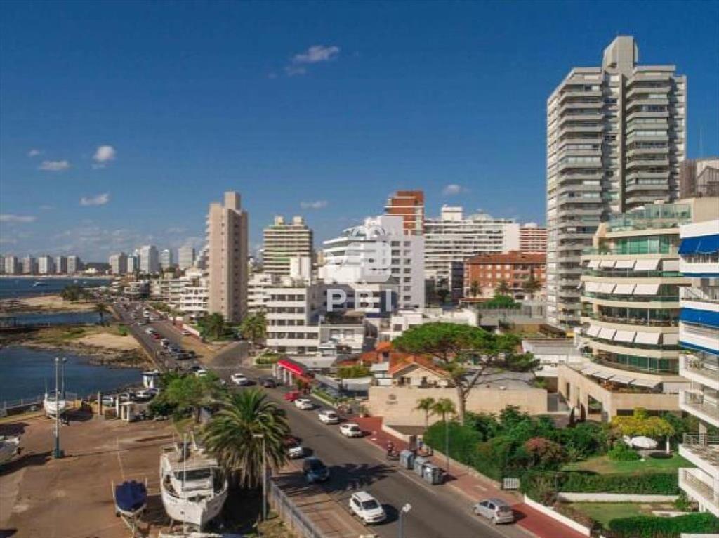 Exclusivo apartamento en venta, 6 dormitorios, -