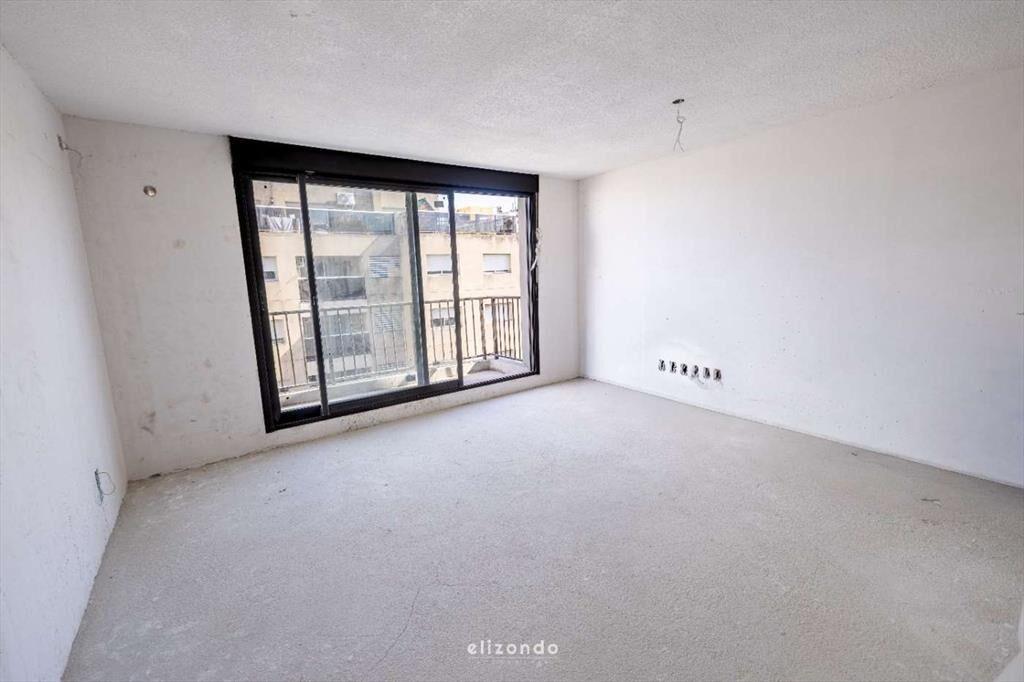 Venta Monoambiente con cochera Tres Cruces