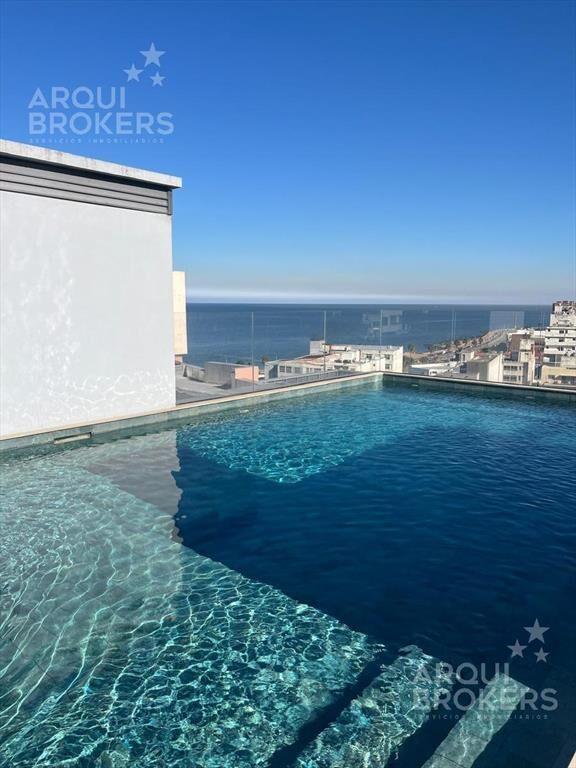 Apartamento penthouse de 1 dormitorio en venta con renta en