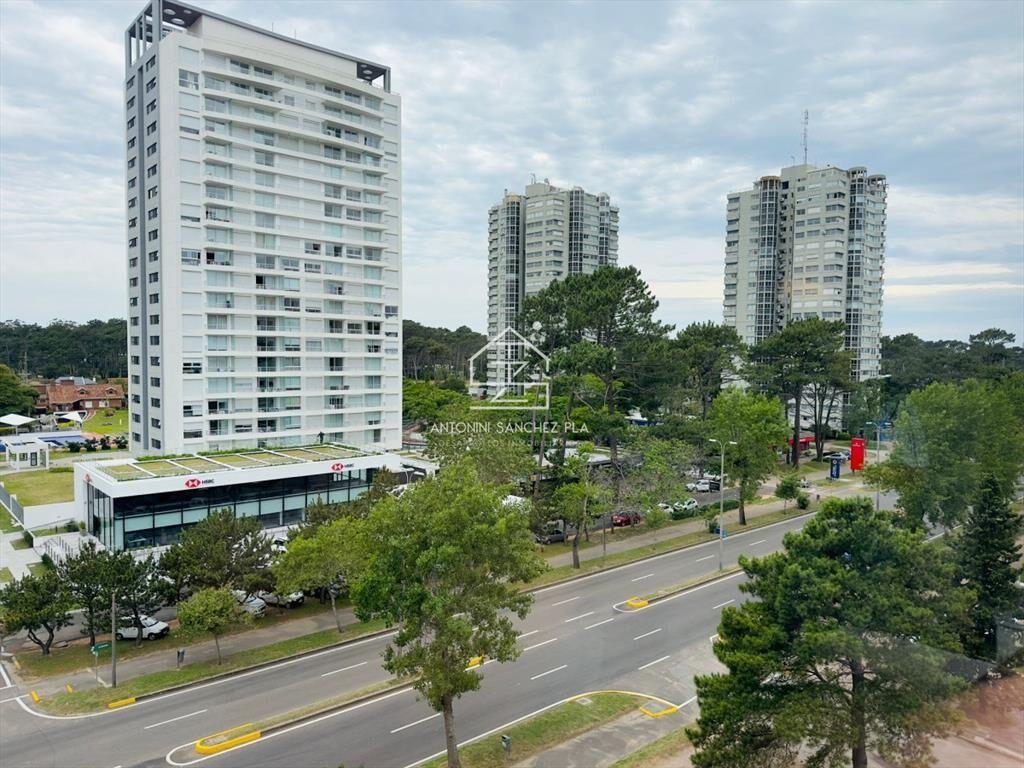 Venta Apartamento 2 dormitorios en Punta del este.