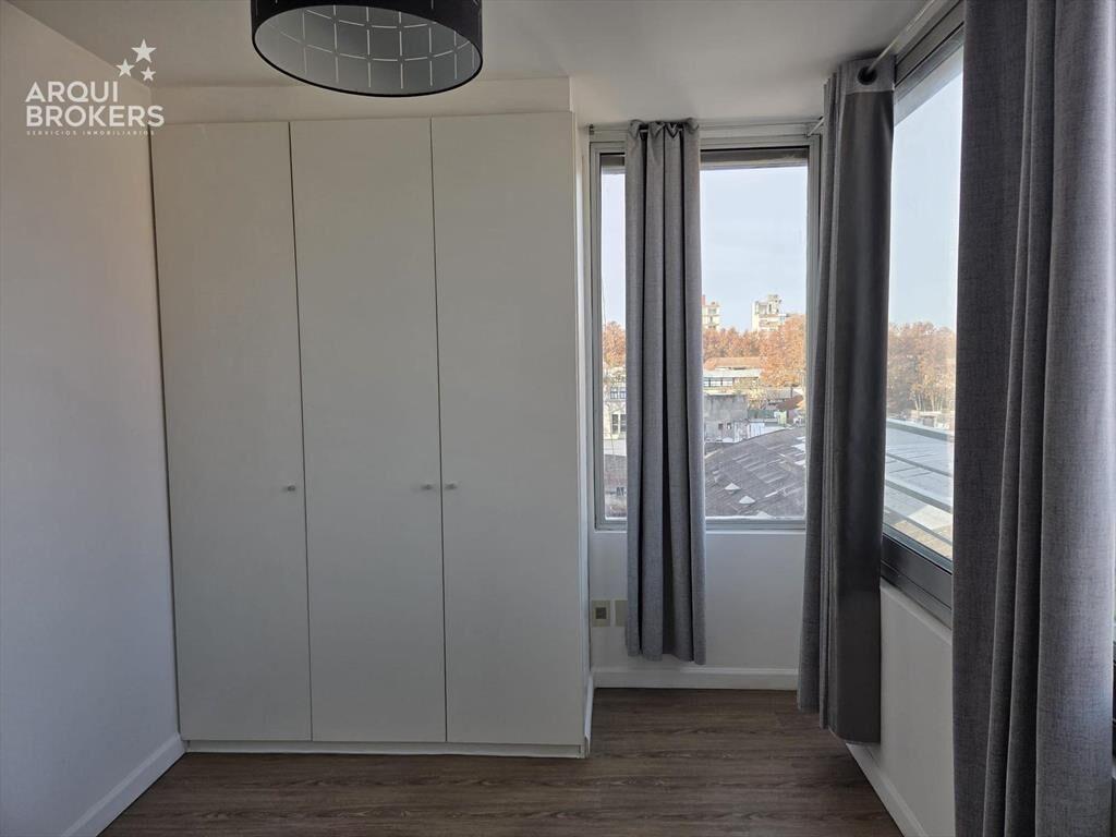 Apartamento de un dormitorio en venta en Parque Rodó con ga