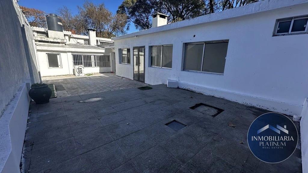 Alquiler casa 3 dormitorios con barbacoa y garaje para 2...