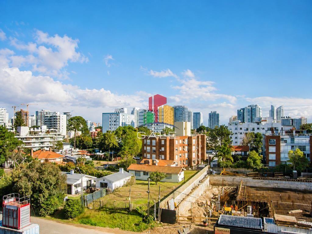 En venta apartamento de 3 dormitorios, en Brava Punta del E
