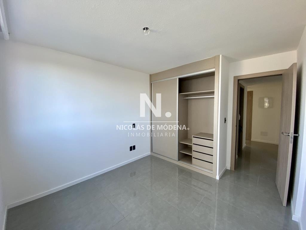 Apartamento sobre Roosevelt
