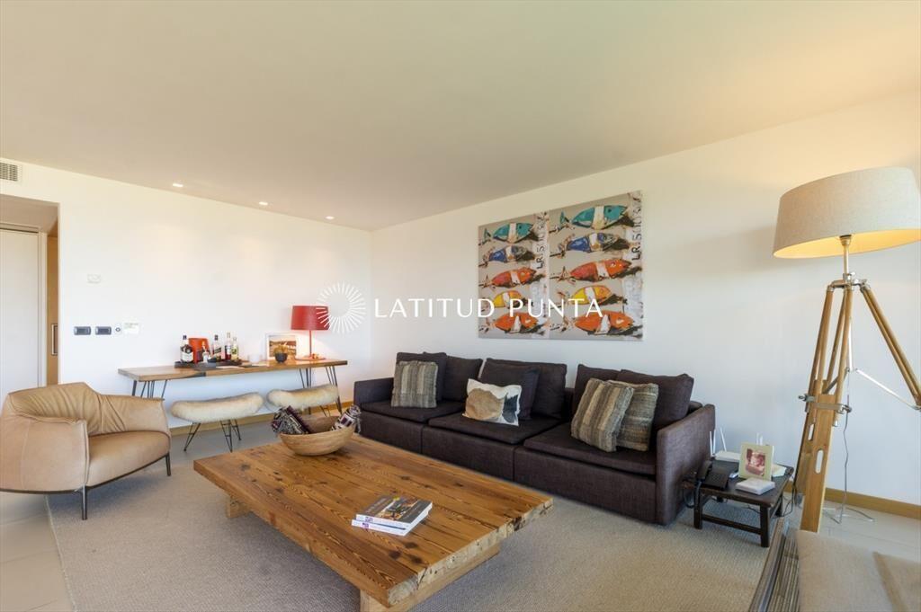 Apartamento en Tiburon Terrazas, 3 suites más