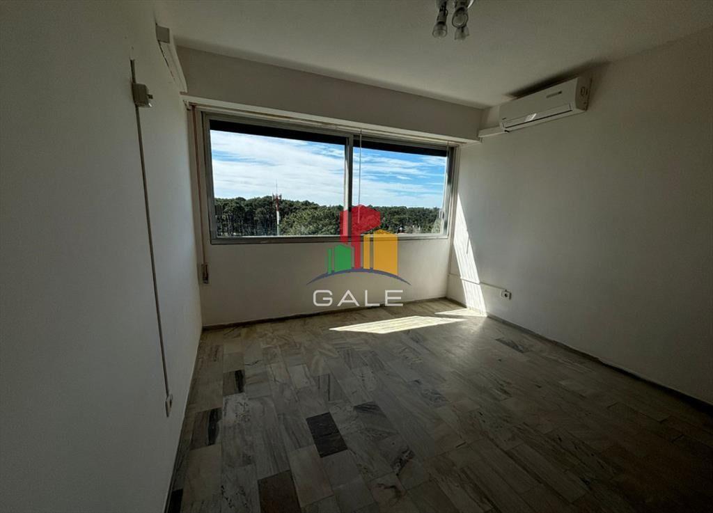 OPORTUNIDAD, BAJO DE PRECIO! Hermoso Y Amplio en