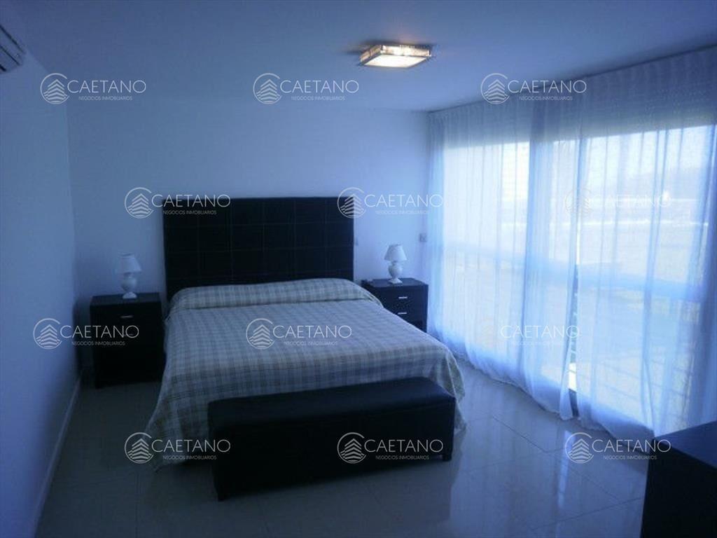Apartamento en Punta del Este, Brava