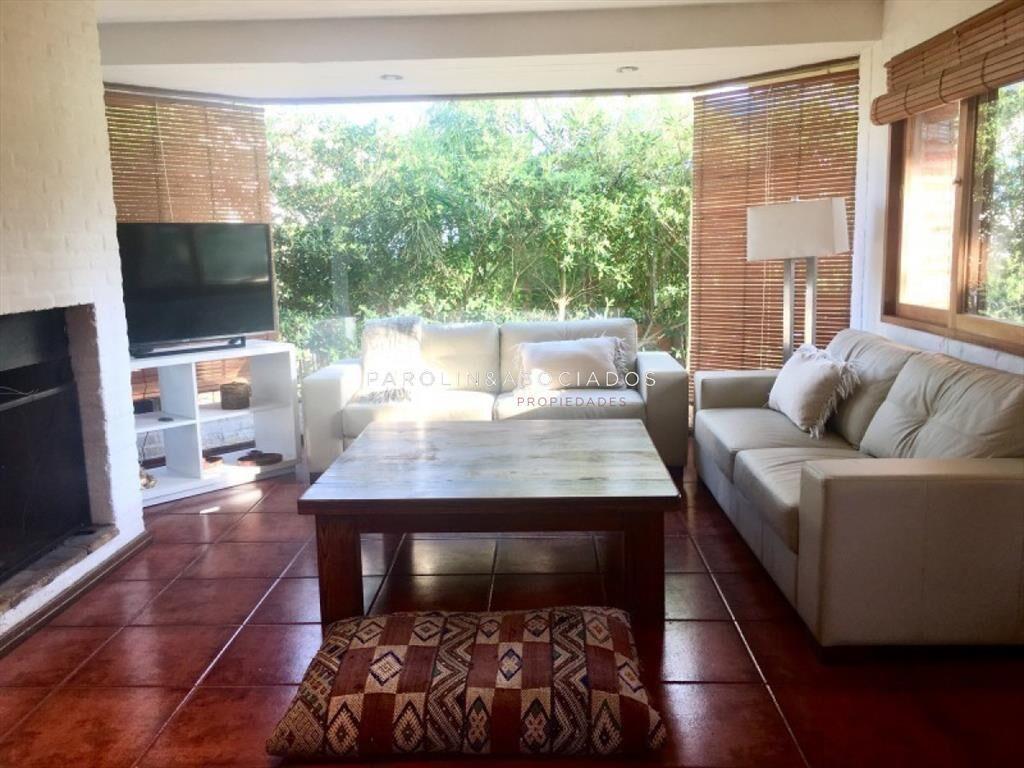 Casa en venta de 3 dormitorios en Montoya, Punta del Este.