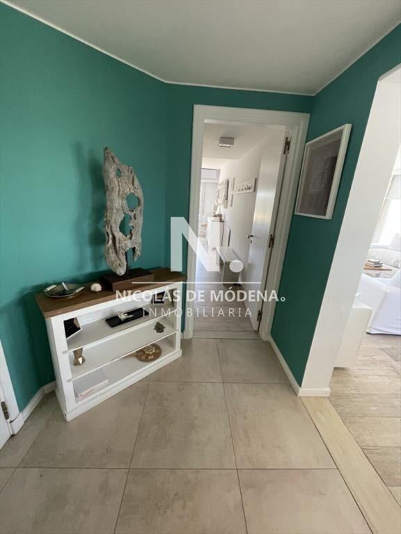Apartamento de 3 dormitorios con vista al mar , en Brava Pu