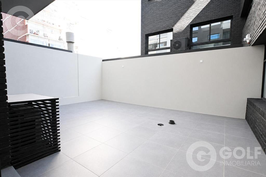 Venta Apartamento de 1 dormitorio con patio en ODA Punta Ca
