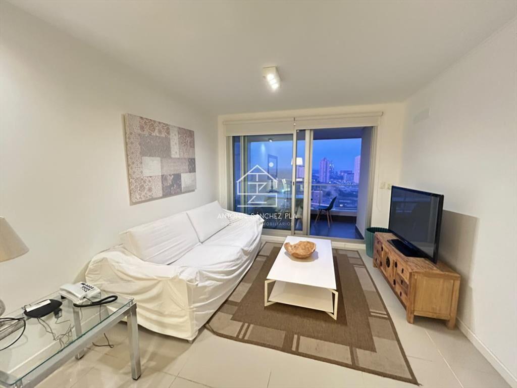 Alquiler apartamento dos dormitorios Punta del Este playa B