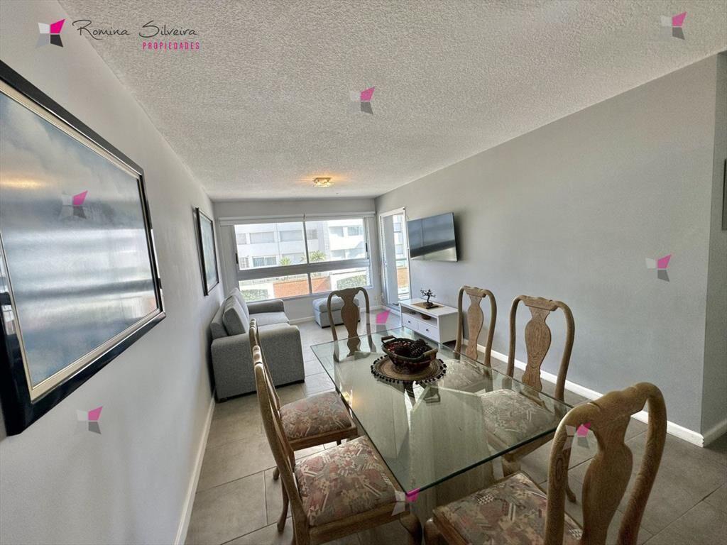 VENTA DE APARTAMENTO DE 1 DORMITORIO Y MEDIO EN