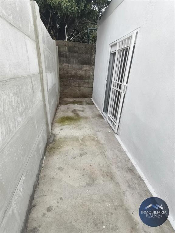 Apartamento en alquiler en Cerrito 2 dormitorios con galpon