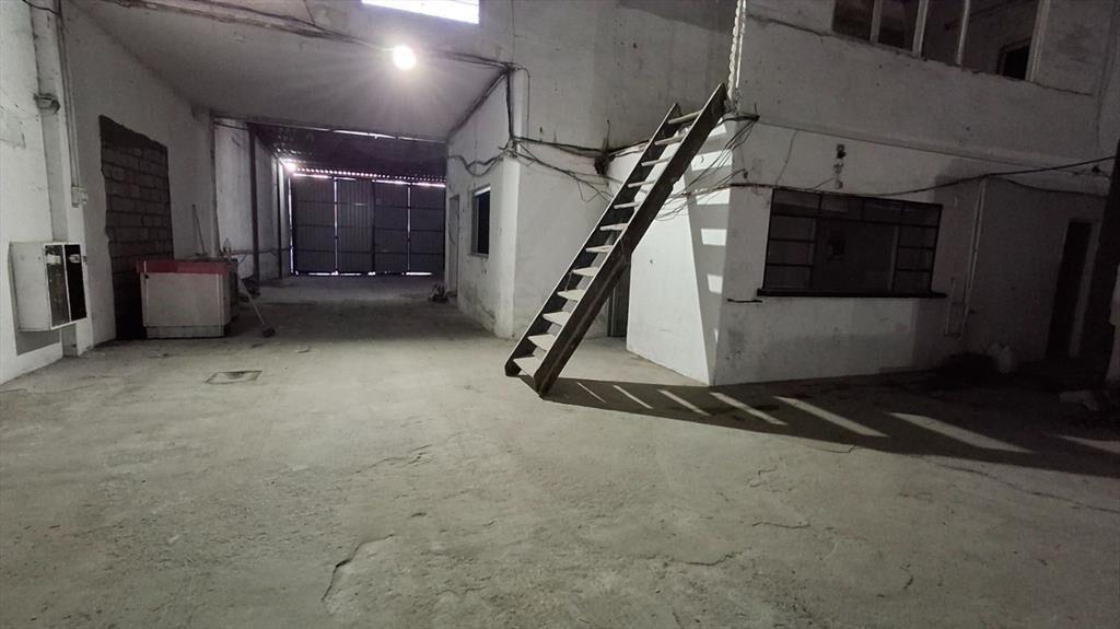 Garibaldi y Martin C. Martínez | Galpón 1.423 m2