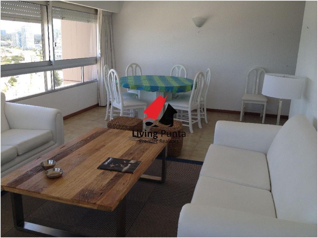 Apartamento en alquiler frente al mar