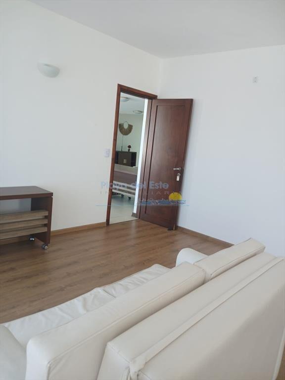 Venta dos dormitorios planta baja frente al mar