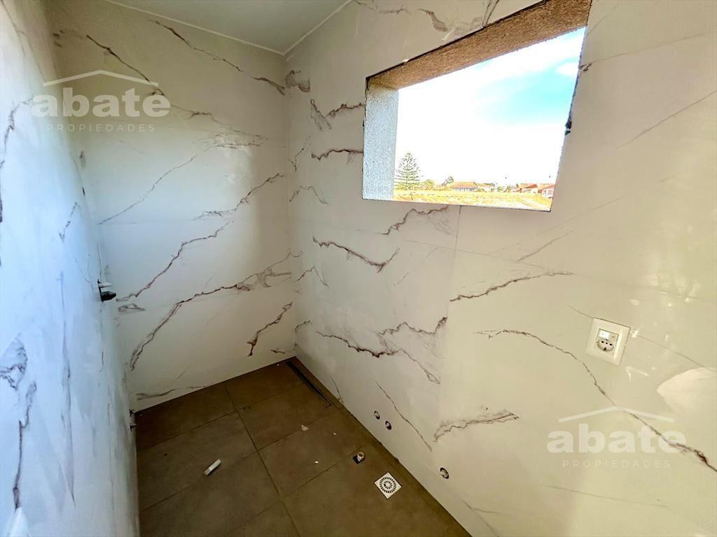 Venta casa de 3 dormitorios a estrenar a metros de la playa