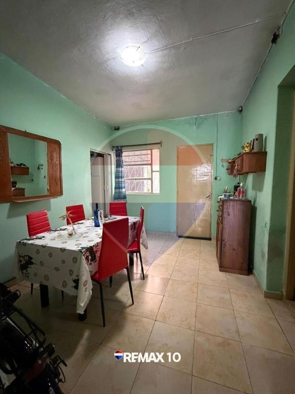 SE VENDE CASA A 3 CUADRAS DE PLAZA ASAMBLEA