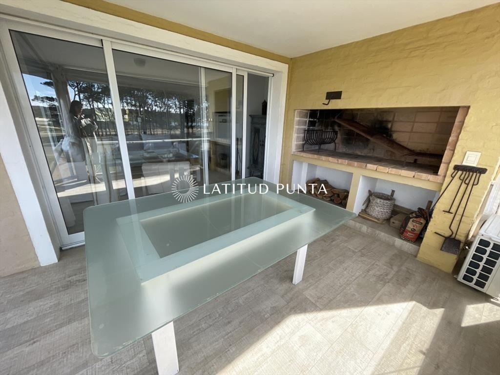 Apartamento de 3 dormitorios en Rincón del Indio